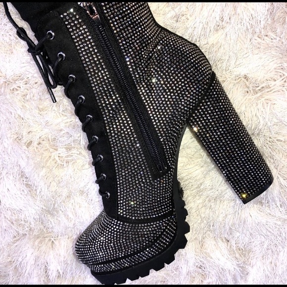 SIZE 5.5‼️LAST PAIR‼️Embellished lace up boots - Picture 6 of 8